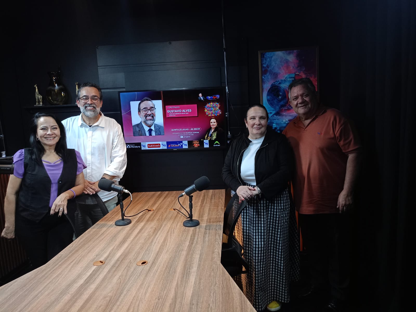 Gustavo Alves destaca à TV EG NEWS o poder das políticas sociais e alerta para os perigos da desinformação em novo podcast